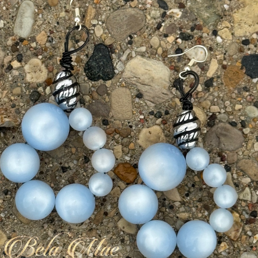 Aquarium Pearls Earrings 🫧